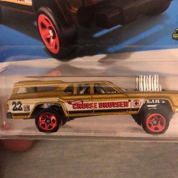 Cruiser Bruiser - Picture 3 of 11